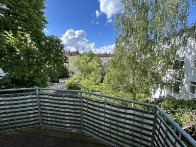 Exklusive Maisonette Wohnung mit Balkon am Baumschulenweg
