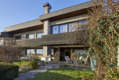 Reihenhaus mit zwei Wohneinheiten und traumhaftem Blick auf die Donau!
