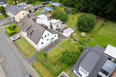 MANNELLA *Sehr gepflegtes Haus mit Aus- und Anbaupotenzial zum Generationenwohnen - am Waldrand in z