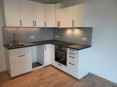 Attraktive, helle 2-Zimmer-Wohnung mit Bergblick und großem Balkon - provisionsfrei