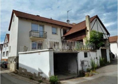 Provisionsfreies 5-Zimmer-Haus mit Nebengebäuden und Dachterrasse in Oberaurach OT Kirchaich
