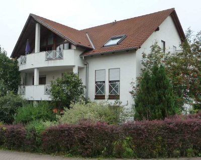 Schöne 3,5 Zimmer DG-Wohnung in Heimsheim