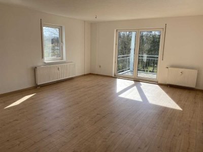 3 Zimmer Erdgeschoss Wohnung in ruhiger Lage