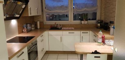 Schöne, gemütliche 3 Zi.-Wohnung incl. Einbauküche und Balkon in Kempen