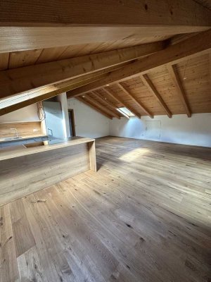 Traumhafte 2-Zimmer-Wohnung mit Balkon und Alpenblick