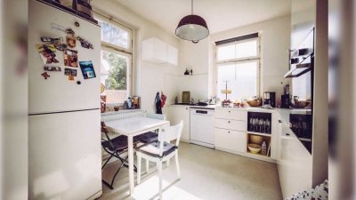 Altbauwohnung 1.OG - ruhig, grün, zentral.