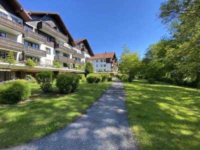 Exklusive - Lichtdurchflutete 2-Zimmer-Wohnung mit Balkon in sehr guter Lage von Wolfratshausen