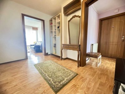 Charmante 2-Zimmer-Wohnung mit Balkon und finnischem Kaminofen–zentral in Kehl!