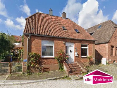 *Preisreduzierung* Vermietetes Handwerkerhaus in Bad Segeberg