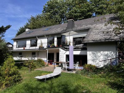 Geräumiges Einfamilienhaus mit großem Garten in Selters (Taunus)