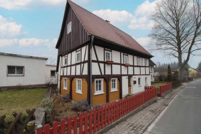Historisches Denkmal in Zittau-Schlegel: Einfamilienhaus mit Garten als Zuhause gestalten