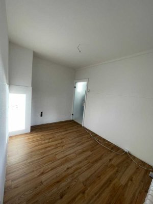 Frisch renovierte 3-Zimmer-Maisonette-Wohnung