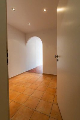 Helle 4-Zimmer Wohnung mit Balkon und EBK in Kirchheim unter Teck/ Ötlingen