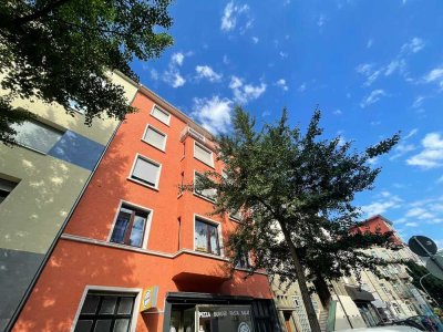 103 m² Altbau-Charme – vermietete 4-Zimmer-Etagenwohnung mit Balkon