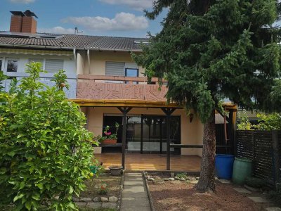 Geräumiges Reihenmittelhaus mit Balkon, Terrasse, Garten, Garage – ruhig gelegen! Ausbaupotenzial!