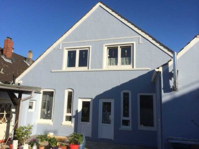 helle 3-Zi. Dachgeschoßwohnung, Innenstadtrand, modernisiert + gedämmt