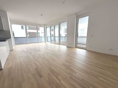 Wohnen am Wiesenpark: Exklusive 3-Zi.-Wohnung mit traumhafter Terrasse, Parkett, FB-Heizung & EBK!!!