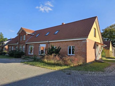 Komplett sanierte 1,5-Zimmer-Einliegerwohnung mit Garten - auch als Ferienwohnung nutzbar