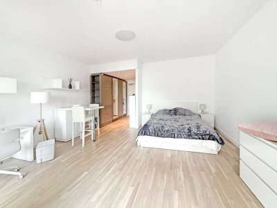 Moderne Einzimmerwohnung im 4. OG (Baujahr 2014) mit Balkon in zentraler Lage.