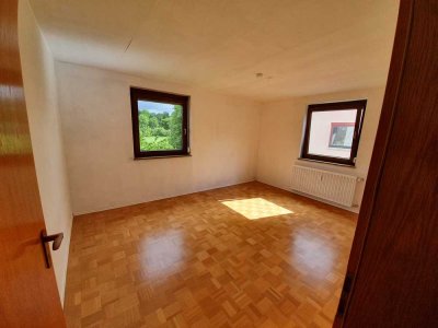 Attraktive und sanierte 3-Raum-Wohnung in Schwaikheim
