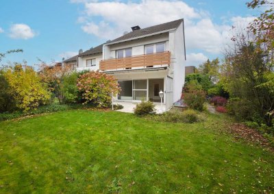 Dorfleben pur: Gepflegtes Haus in zentraler, ruhiger Anliegerstraße