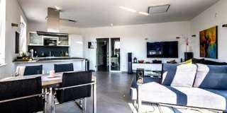 Von PRIVAT – Moderne, komplett möblierte Wohnung in Oftersheim bei Schwetzingen  Zwischenvermietung