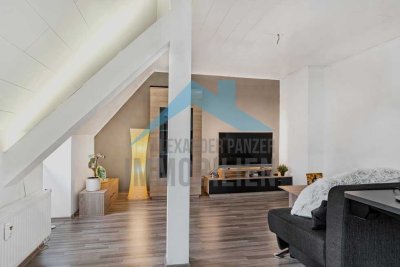 Modernisierte und großzügige 3,5 ZKB-Dachgeschosswohnung mit Ausbau-Option in Vellmar!
