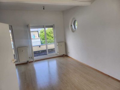 Geräumige 1-Zimmer-Wohnung in 84503, Altötting