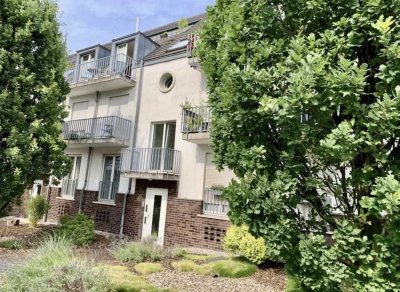 Zum 01.12.2025: Moderne 3-Zimmer-Dachgeschosswohnung in exklusiver Wohnlage in Mülheim-Dümpten