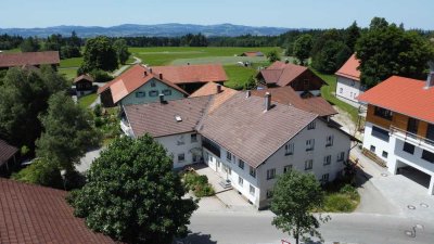 Vielseitig wandelbares Zweifamilienhaus + erwerbbarer Bauplatz - Ideal für Selbstnutzer und Anleger