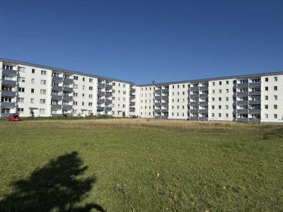 NEU  moderne 1-Raum Wohnung 4OG. in Dranske Wittowerstraße 12 zu vermieten NEU