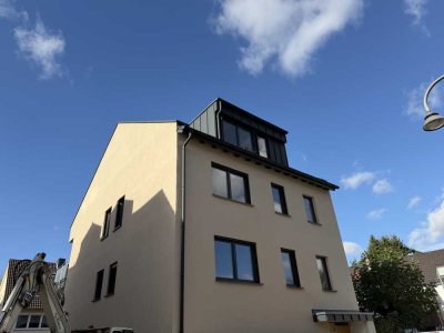 MANNELLA *Qualitatives Wohnen in Rheinnähe* Neubau Etagenwohnung  mit Dachgarten.