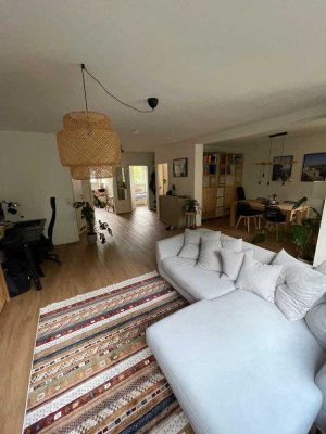 Individuelle 2 ½ - Zimmer Wohnung ab 01.12.2025 zu vermieten