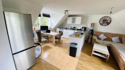 Helle 2-Zimmer-Studiowohnung mit voll ausgestatteter Küche zur Zwischenmiete – Verlängerung möglich!