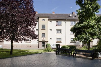 2 Zimmer plus Wohnküche in Düsseldorf-Lierenfeld