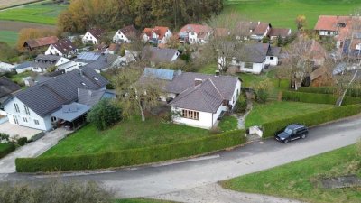 Top gelegenes Einfamilienhaus in Bruckberg mit Einliegerwohnung - Weitblick bis in die Alpen