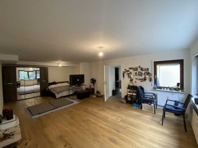 Süße 1,5 Zimmer-Wohnung mit Stellplatz