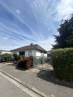 Freistehendes EFH im Buchenloch mit Einliegerwohnung. Housing approved!