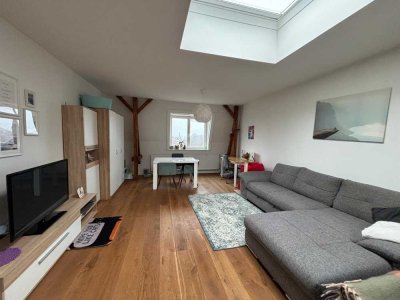 Untermiete - Geschmackvolle 2-Raum-DG-Wohnung in Hamburg Eimsbüttel