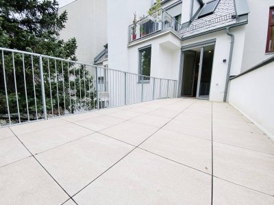 Erstbezug nach Sanierung - mit hofseitiger Terrasse