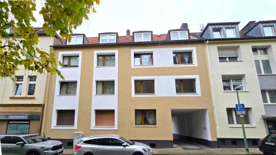 Frisch renoviert I Borbeck I Zentrale Lage I Stellplatz I Neues Parkett I Neues Bad I Neu gestrichen