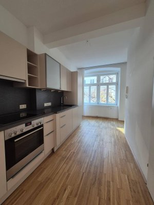 Altbauwohnung in absoluter Bestlage des 6. Bezirks