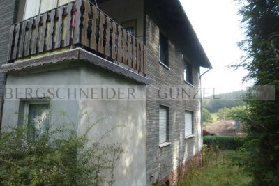 *Kapitalanlage*Voll vermietetes Mehrfamilienhaus mit Garagen in Scheuerfeld zu verkaufen!