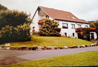 Stilvolles Einfamilienhaus mit Panoramablick in Dillenburg (provisionsfrei)