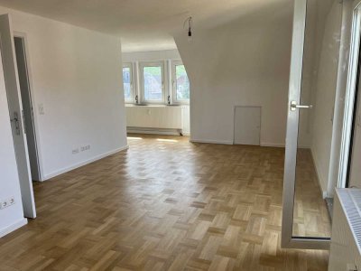 Helle 4,5-Zimmer-Wohnung mit Balkon in Esslingen (Kreis)