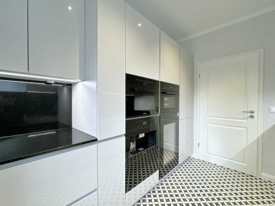 Erstbezug nach Sanierung! Hochwertige 2-Zi.-Wohnung mit exklusiver Einbauküche