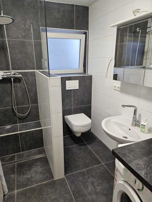 Geschmackvolle 2-Raum-Wohnung mit Möbel & Einbauküche in Schifferstadt