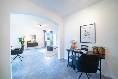***helle - lichtdurchflutete Wohnung, 2,5 Zimmer mit Balkon***