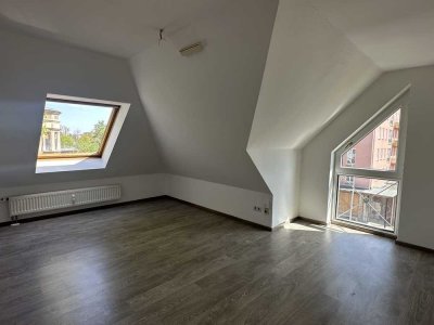 Schöne 2-Zimmerwohnung mit Tageslichtbad und Balkon!