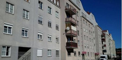 St. Pölten-Traisenpark. Top 1/17. Mietwohnung 3 Zimmer | Balkon.